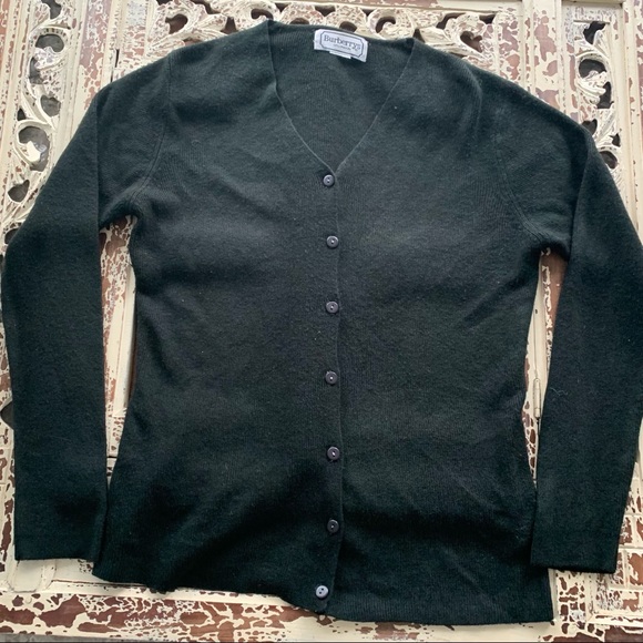 Burberry’s Vintage Cardigan - Picture 4 of 5
